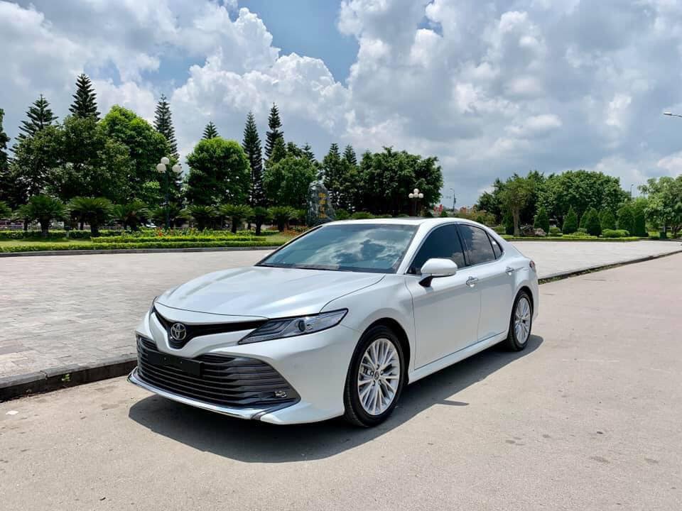 hinh-xe-camry